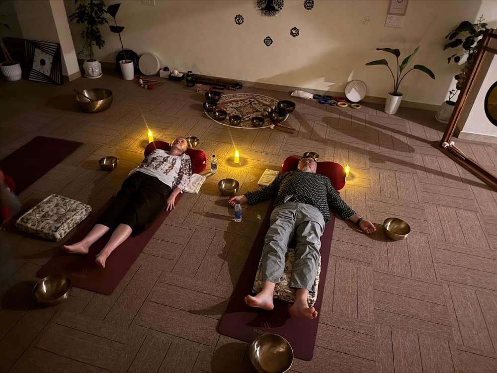 Overhead view of participants resting with bowls